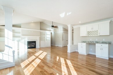 303 Blackstone St, Blackstone, MA 01504 - photo 6