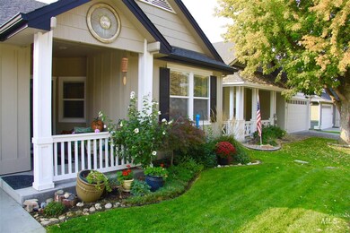 2887 E Pine Hollow Ln, Eagle, ID 83616 - photo 2