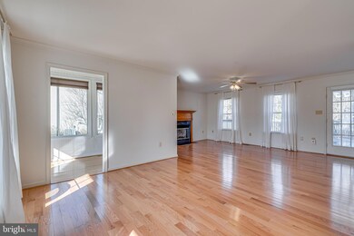 35540 Army Navy Dr, Mechanicsville, MD 20659 - photo 4