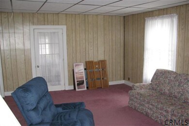 608 Fon Clair St, Johnstown, NY 12095 - photo 5