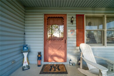 2114 Lee St, West Point, VA 23181 - photo 6