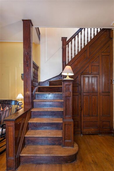 255 Armstrong Ave, Jersey City, NJ 07305 - photo 4