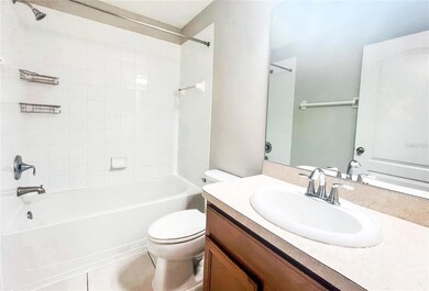 4191 Winding Vine Dr, Lakeland, FL 33812 - photo 6