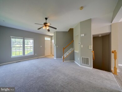 4555 Hidden Stream Ct, Owings Mills, MD 21117 - photo 6