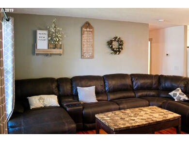 1085 Clearview Ave NE, Keizer, OR 97303 - photo 7