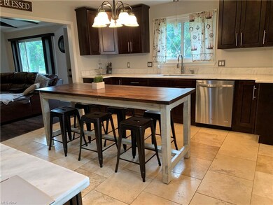 2158 Rockefeller Rd, Wickliffe, OH 44092 - photo 4