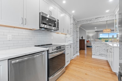 100 Dudley Ave unit D20, Old Saybrook, CT 06475 - photo 4