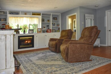 30 Hemlock St, Rochester, NH 03867 - photo 7