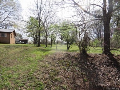 222 E Edison Dr unit 806, Statesville, NC 28625 - photo 4