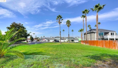 1609 Willow Lake Rd, Discovery Bay, CA 94505 - photo 4