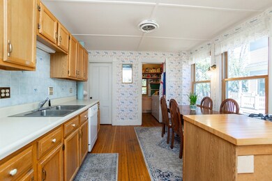 31 Clark Ln, Waltham, MA 02451 - photo 7