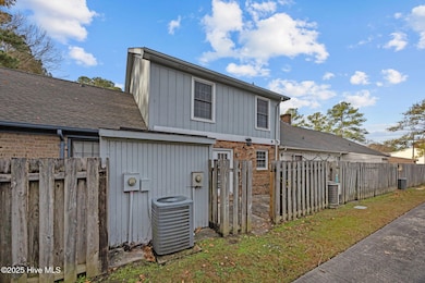 126 Oakmont Dr, Greenville, NC 27858 - photo 6