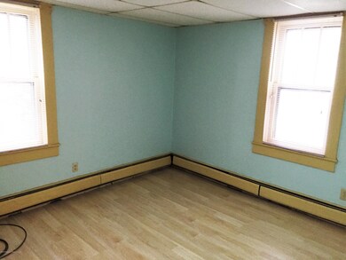 1021 Clay Ave, Scranton, PA 18510 - photo 4