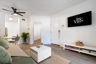 12166 Metric Blvd unit 135, Austin, TX 78758 - photo 5