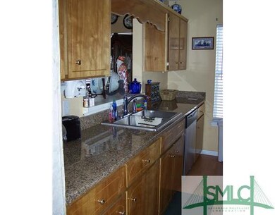 Kitchen. Bewutifull new countertops and Stainless 