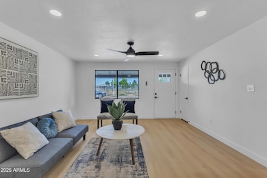 Living Room - clean & modern