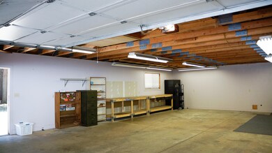 Interior Workshop Garage
