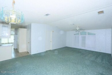 7673 Longhorn - Living Room - View 1