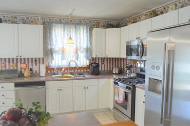 589 2nd St, Fall River, MA 02721 - photo 4