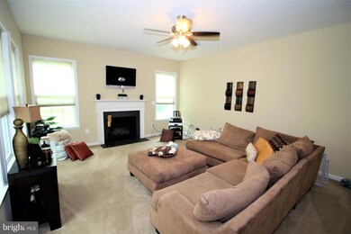 2405 Towering Oak Ct, Locust Grove, VA 22508 - photo 2