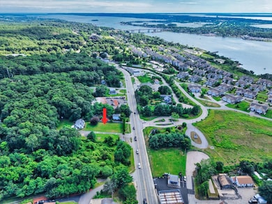 896 Main Rd, Tiverton, RI 02878 - photo 6