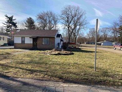 301 E Adams St, Osceola, IN 46561 - photo 2