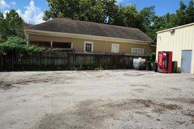633 W 26th St, Houston, TX 77008 - photo 6