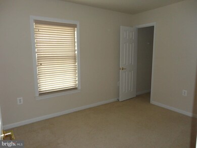 2801 Chinkapin Oak Ln unit 217, Woodbridge, VA 22191 - photo 7