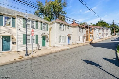 39 Clinton Place, Morristown, NJ 07960 - photo 4