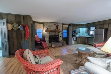 1055 Patton St, Shelbyville, TN 37160 - photo 6