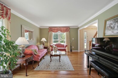 11068 Scotts Landing Rd, Laurel, MD 20723 - photo 4