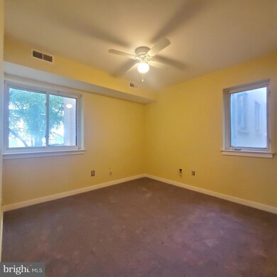 3304 Eastview Ln, Wilmington, DE 19802 - photo 5