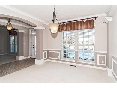 Dining Room. Two tone paint, columns