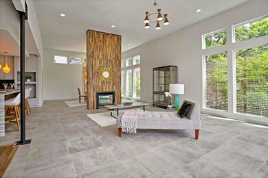 1562 Cheshire Ln, Houston, TX 77018 - photo 5