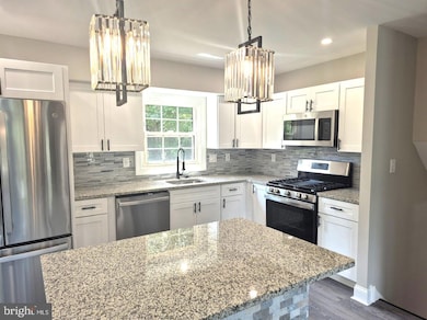 814 Aston Martin Dr, Lindenwold, NJ 08021 - photo 7