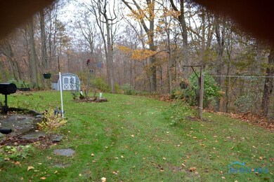 15711 Custar Rd, Grand Rapids, OH 43522 - photo 4