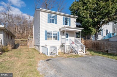 608 Tritapoe Dr, Knoxville, MD 21758 - photo 3