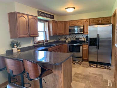 325 14th Ave NE, Jamestown, ND 58401 - photo 6