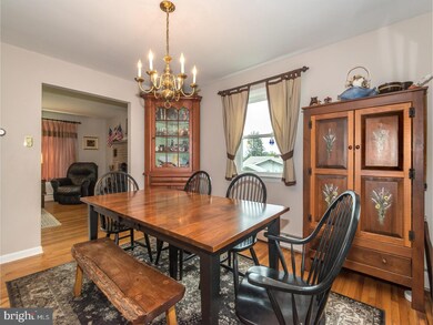 40 Franklin St, Bechtelsville, PA 19505 - photo 6