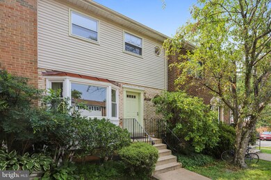 3041 Southern Elm Ct, Fairfax, VA 22031 - photo 2