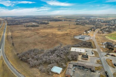 Acreage from I-40 W