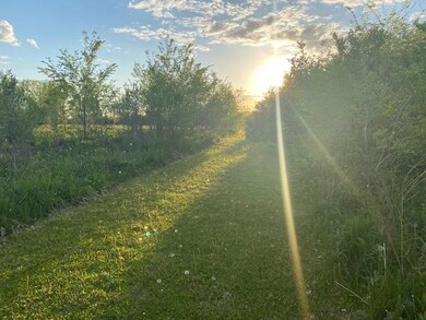 1 Bellbrook Rd, Brooklyn, WI 53521 - photo 2