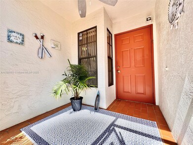 Screened in front porch
