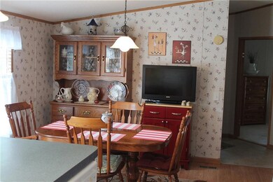 Eat in kitchen