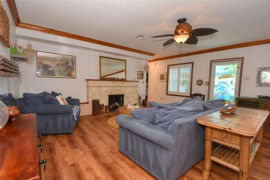 215 Imperial Ln, Lauderdale By the Sea, FL 33308 - photo 6