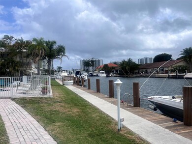 2850 NE 30th St unit 1, Fort Lauderdale, FL 33306 - photo 2