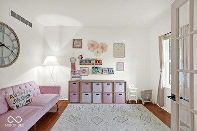 12155 Cobblestone Dr, Fishers, IN 46037 - photo 4