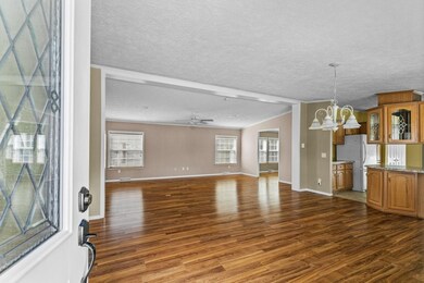 121 Lark Ln, Tiverton, RI 02878 - photo 3