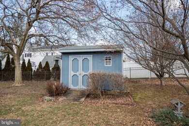 4140 Joshua Rd, Lafayette Hill, PA 19444 - photo 3