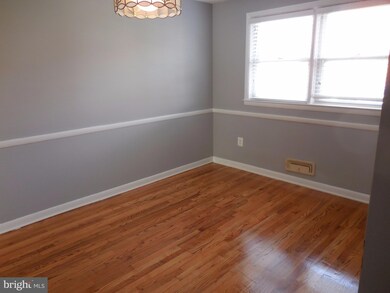 1142 Linden Ave, Halethorpe, MD 21227 - photo 5